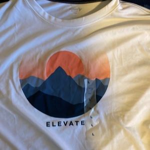 White ELEVATE t-shirt Large